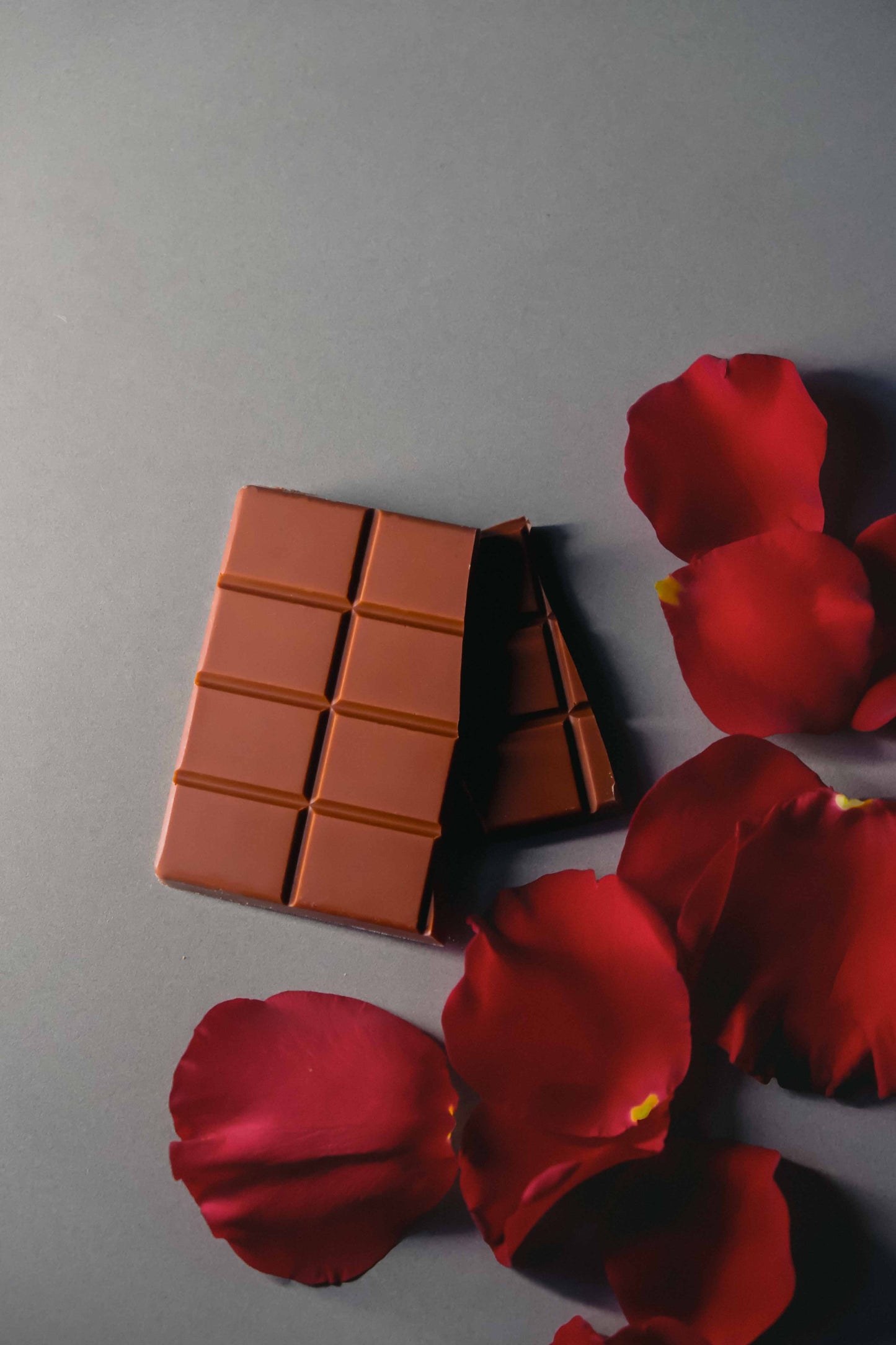 Troyanda milk chocolate | 33.6% cacao